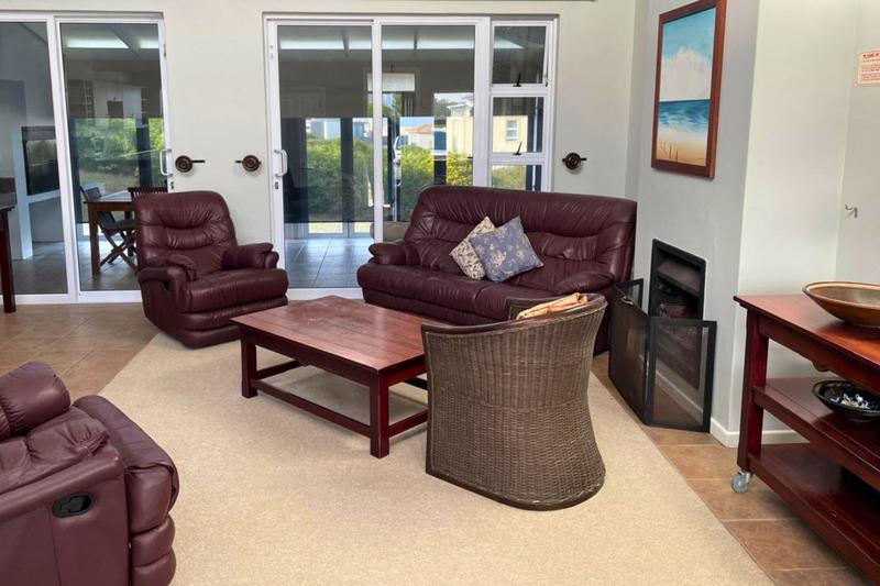 To Let 2 Bedroom Property for Rent in Pinnacle Point Golf Estate Western Cape